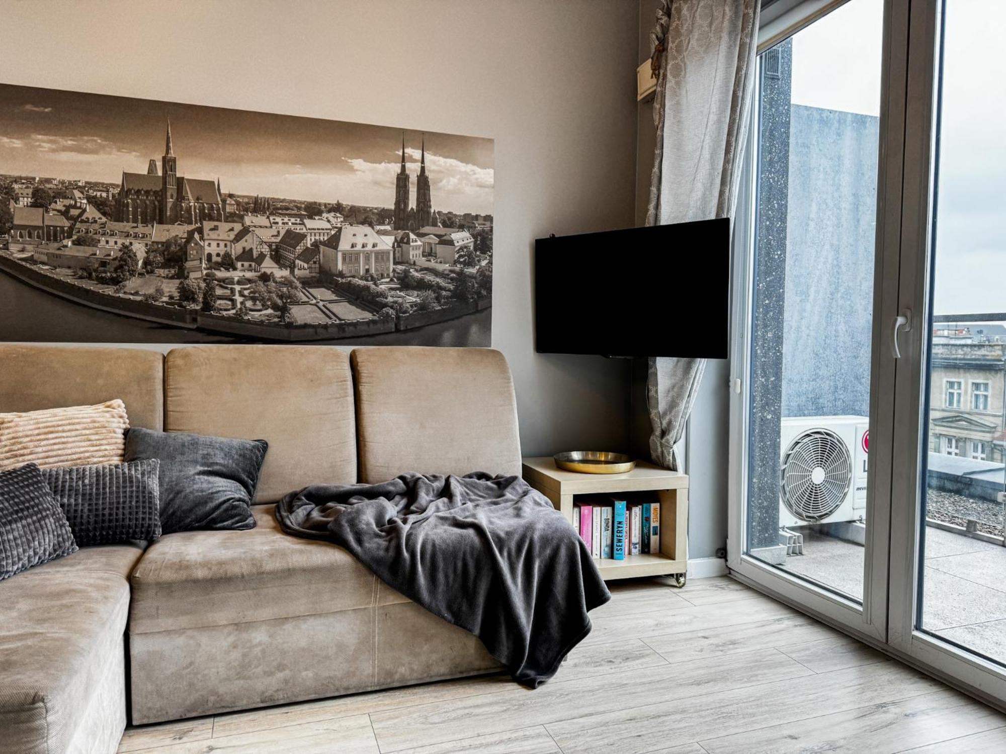 Apartment Great View, 5 Minutes Rynek, Uwr Breslau